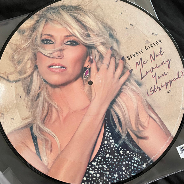 Debbie Gibson & Joey McIntyre – Lost In Your Eyes (The Duet)